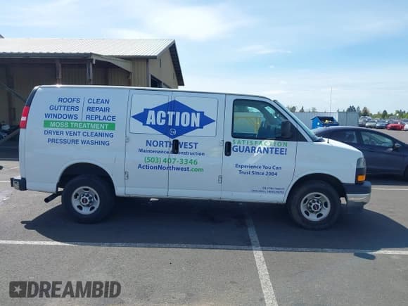 ✅ 2019 GMC Savana Cargo • VIN: 1GTW7AFG4K1347442 • Лот: 42132063. Опубликован ранее на IAAI с пробегом 22 366 миль. Бесплатный доступ к архиву аукционных продаж из США и подробный отчёт об истории автомобиля на DreamBid. Изображение 13.