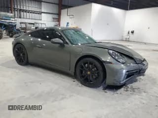 ✅ 2021 Porsche 911 Carrera • VIN: WP0AA2A92MS206733 • Lot: 66537973. Wystawiony na Copart z przebiegiem 27 966 mil. Bezpłatny archiwum sprzedaży aukcyjnych z USA i szczegółowy raport historii pojazdu na DreamBid. Zdjęcie 4.