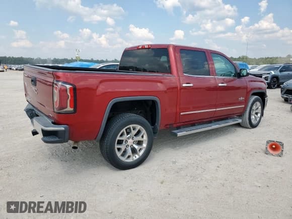 ✅ 2018 GMC Sierra 1500 SLT • VIN: 3GTP1NEC4JG174808 • Лот: 81084875. Опубликован ранее на Copart с пробегом 104 780 миль. Бесплатный доступ к архиву аукционных продаж из США и подробный отчёт об истории автомобиля на DreamBid. Изображение 3.