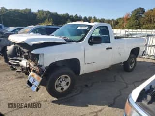 ✅ 2009 Chevrolet Silverado 2500HD Work Truck • VIN: 1GCHK44K99E119679 • Лот: 75851504. Опубликован ранее на Copart с пробегом Не указан. Бесплатный доступ к архиву аукционных продаж из США и подробный отчёт об истории автомобиля на DreamBid. Изображение 1.