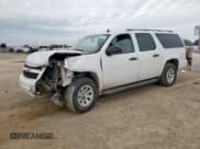 ✅ 2009 Chevrolet Suburban LS • VIN: 1GNFC160X9R175399 • Lot: 84414205. Wystawiony na Copart z przebiegiem 150 715 mil. Bezpłatny archiwum sprzedaży aukcyjnych z USA i szczegółowy raport historii pojazdu na DreamBid. Zdjęcie 1.