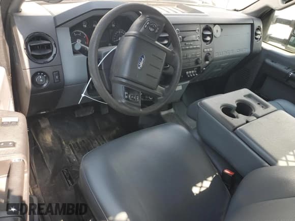 ✅ 2016 Ford F-550 XL • VIN: 1FDUF5GT6GED42011 • Lot: 69095925. Listed on Copart with 163,252 mi. Free auction sales archive from the USA and detailed vehicle history report at DreamBid. Image 8.