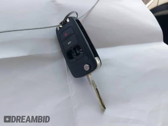 2015 Chevrolet Sonic LS z VIN 1G1JA5SH3F4146565, wystawiony jako IAAI lot #42924341 z przebiegiem 114 320 mil mil oraz . Historia ofert i sprzedaży dostępna na DreamBid. Obrazek 11.