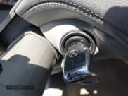 ✅ 2005 Mercedes-Benz SL 500 • VIN: WDBSK75F55F098924 • Lot: 42215237. Wystawiony na IAAI z przebiegiem 211 102 mil. Bezpłatny archiwum sprzedaży aukcyjnych z USA i szczegółowy raport historii pojazdu na DreamBid. Zdjęcie 11.