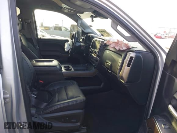 ✅ 2017 GMC Sierra 2500HD Denali • VIN: 1GT12UEY2HF192132 • Лот: 42094570. Опубликован ранее на IAAI с пробегом 119 361 миль. Бесплатный доступ к архиву аукционных продаж из США и подробный отчёт об истории автомобиля на DreamBid. Изображение 5.