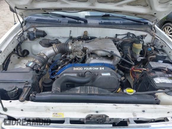 ✅ 1998 Toyota Tacoma • VIN: 4TAWN72N2WZ157302 • Lot: 42105355. Wystawiony na IAAI z przebiegiem 271 251 mil. Bezpłatny archiwum sprzedaży aukcyjnych z USA i szczegółowy raport historii pojazdu na DreamBid. Zdjęcie 10.