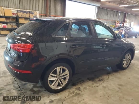 ✅ 2018 Audi Q3 Premium • VIN: WA1ECCFS6JR005962 • Lot: 92297865. Listed on Copart with 86,577 mi. Free auction sales archive from the USA and detailed vehicle history report at DreamBid. Image 3.