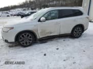 ✅ 2015 Mitsubishi Outlander GT • VIN: JA4JZ4AX3FZ005575 • Lot: 41771955. Listed on Copart with 145,852 mi. Free auction sales archive from the USA and detailed vehicle history report at DreamBid. Image 1.