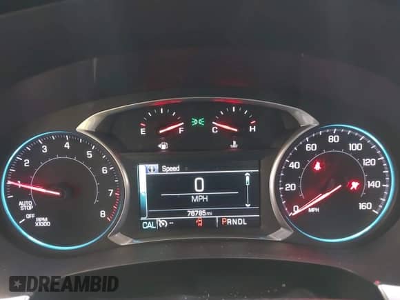 2019 Chevrolet Traverse LT Cloth z VIN 1GNEVGKW1KJ298306, wystawiony jako IAAI lot #43302460 z przebiegiem 76 785 mil mil oraz . Historia ofert i sprzedaży dostępna na DreamBid. Obrazek 7.