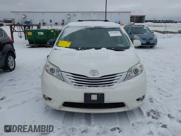 ✅ 2013 Toyota Sienna XLE • VIN: 5TDDK3DC2DS053559 • Lot: 41299824. Listed on IAAI with 175,611 mi. Free auction sales archive from the USA and detailed vehicle history report at DreamBid. Image 13.