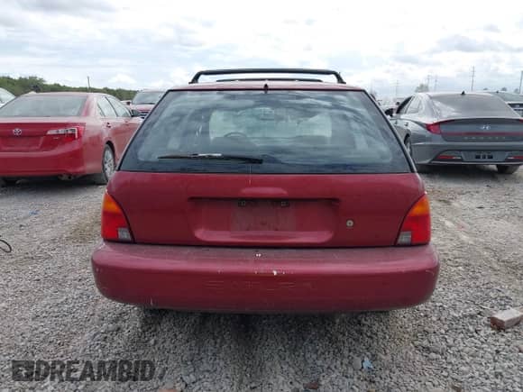 1996 Saturn SW z VIN 1G8ZJ8272TZ346249, wystawiony jako IAAI lot #43384611 z przebiegiem 182 853 mil mil oraz . Historia ofert i sprzedaży dostępna na DreamBid. Obrazek 16.