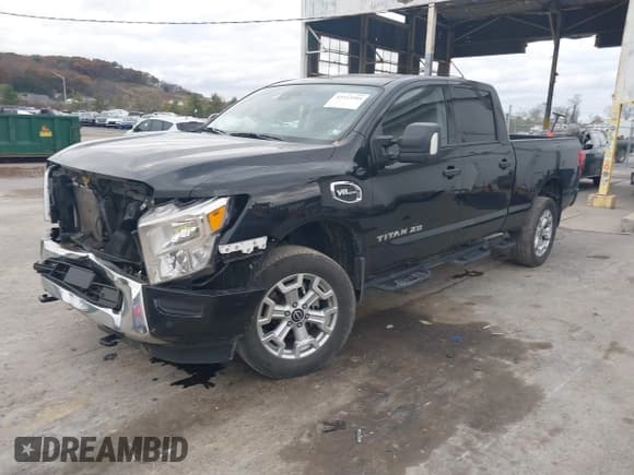 ✅ 2024 Nissan Titan Pro-4X • VIN: 1N6AA1FB2RN113400 • Lot: 43515504. Wystawiony na IAAI z przebiegiem 24 310 mil. Bezpłatny archiwum sprzedaży aukcyjnych z USA i szczegółowy raport historii pojazdu na DreamBid. Zdjęcie 18.