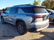 ✅ 2025 Chevrolet Traverse AWD LT • VIN: 1GNEVGRS6SJ142099 • Lot: 43632152. Listed on IAAI with 22,545 mi. Free auction sales archive from the USA and detailed vehicle history report at DreamBid. Image 3.