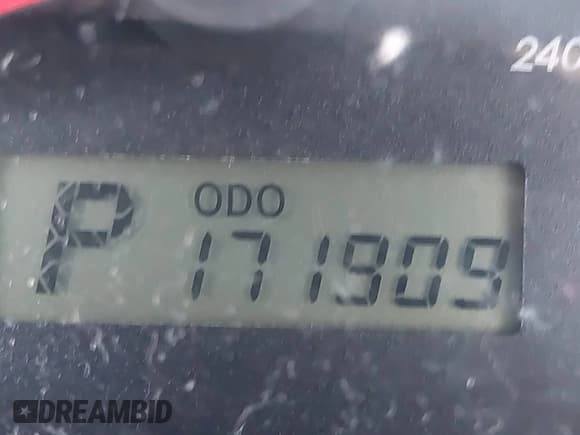 ✅ 2010 Toyota Corolla S • VIN: 2T1BU4EE6AC518162 • Lot: 43424733. Listed on IAAI with 171,109 mi. Free auction sales archive from the USA and detailed vehicle history report at DreamBid. Image 15.