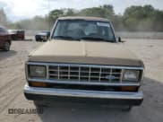 ✅ 1987 Ford Bronco • VIN: 1FMCU14TXHUC25750 • Lot: 85834475. Wystawiony na Copart z przebiegiem 15 509 mil. Bezpłatny archiwum sprzedaży aukcyjnych z USA i szczegółowy raport historii pojazdu na DreamBid. Zdjęcie 5.