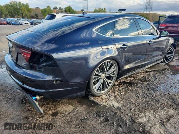 ✅ 2017 Audi A7 Prestige • VIN: WAU22AFC0HN060799 • Lot: 84914275. Wystawiony na Copart z przebiegiem 71 286 mil. Bezpłatny archiwum sprzedaży aukcyjnych z USA i szczegółowy raport historii pojazdu na DreamBid. Zdjęcie 3.