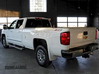 ✅ 2016 Chevrolet Silverado 3500HD LTZ • VIN: 1GC4K0C86GF201664 • Лот: 95964955. Опубликован ранее на Copart с пробегом 138 332 миль. Бесплатный доступ к архиву аукционных продаж из США и подробный отчёт об истории автомобиля на DreamBid. Изображение 4.
