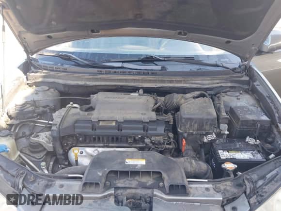 2010 Hyundai Elantra GLS z VIN KMHDU4AD2AU909460, wystawiony jako IAAI lot #43345937 z przebiegiem Nie podano mil oraz . Historia ofert i sprzedaży dostępna na DreamBid. Obrazek 10.