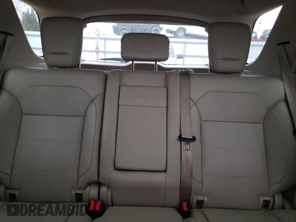 ✅ 2015 Mercedes-Benz M 350 • VIN: 4JGDA5HB6FA583447 • Lot: 48828715. Listed on Copart with 213,155 mi. Free auction sales archive from the USA and detailed vehicle history report at DreamBid. Image 10.