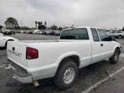 ✅ 2002 Chevrolet S-10 LS • VIN: 1GCCS19W928215188 • Лот: 48794845. Опубликован ранее на Copart с пробегом 178 178 миль. Бесплатный доступ к архиву аукционных продаж из США и подробный отчёт об истории автомобиля на DreamBid. Изображение 3.