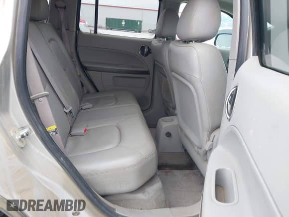 ✅ 2006 Chevrolet HHR LT • VIN: 3GNDA23P96S609616 • Lot: 41468146. Listed on IAAI with 177,012 mi. Free auction sales archive from the USA and detailed vehicle history report at DreamBid. Image 8.