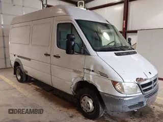 ✅ 2005 Dodge Sprinter • VIN: WD2PD444255755392 • Лот: 42353480. Опубликован ранее на IAAI с пробегом 253 033 миль. Бесплатный доступ к архиву аукционных продаж из США и подробный отчёт об истории автомобиля на DreamBid. Изображение 1.