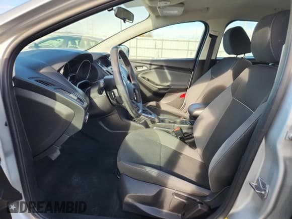 ✅ 2013 Ford Focus SE • VIN: 1FADP3F24DL362625 • Lot: 90064025. Listed on Copart with 37,180 mi. Free auction sales archive from the USA and detailed vehicle history report at DreamBid. Image 7.