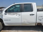 ✅ 2024 Chevrolet Silverado 2500HD Work Truck • VIN: 1GC2YLE7XRF176296 • Lot: 42282661. Wystawiony na IAAI z przebiegiem 37 254 mil. Bezpłatny archiwum sprzedaży aukcyjnych z USA i szczegółowy raport historii pojazdu na DreamBid. Zdjęcie 14.