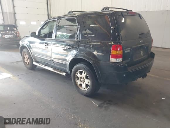 ✅ 2007 Ford Escape Limited • VIN: 1FMCU04187KA15988 • Лот: 42979991. Опубликован ранее на IAAI с пробегом 194 341 миль. Бесплатный доступ к архиву аукционных продаж из США и подробный отчёт об истории автомобиля на DreamBid. Изображение 3.