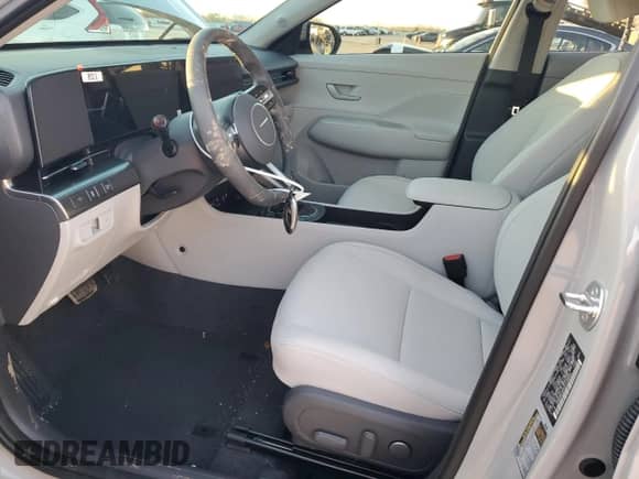 2025 Hyundai Kona SEL with VIN KM8HBCAB0SU199881, listed as a Copart auction lot 81224044 with 2,629 mi miles and Salvage title. Bid and sale history available at DreamBid. Image 7.