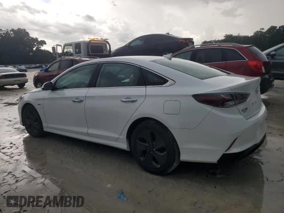 ✅ 2019 Hyundai Sonata • VIN: KMHE14L27KA093101 • Лот: 69629844. Опубликован ранее на Copart с пробегом 34 147 миль. Бесплатный доступ к архиву аукционных продаж из США и подробный отчёт об истории автомобиля на DreamBid. Изображение 2.
