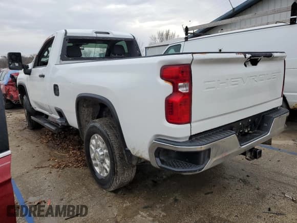 ✅ 2024 Chevrolet Silverado 2500HD • VIN: 1GC3YNEY6RF101989 • Lot: 85584854. Wystawiony na Copart z przebiegiem Nie podano. Bezpłatny archiwum sprzedaży aukcyjnych z USA i szczegółowy raport historii pojazdu na DreamBid. Zdjęcie 2.