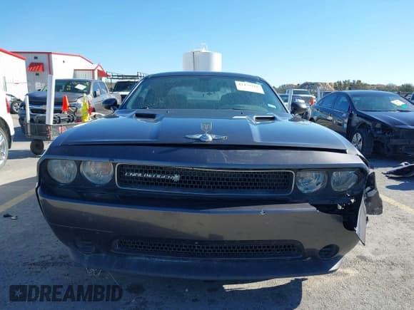 ✅ 2013 Dodge Challenger Rallye Redline • VIN: 2C3CDYAG8DH578929 • Lot: 41479265. Wystawiony na IAAI z przebiegiem 138 098 mil. Bezpłatny archiwum sprzedaży aukcyjnych z USA i szczegółowy raport historii pojazdu na DreamBid. Zdjęcie 12.
