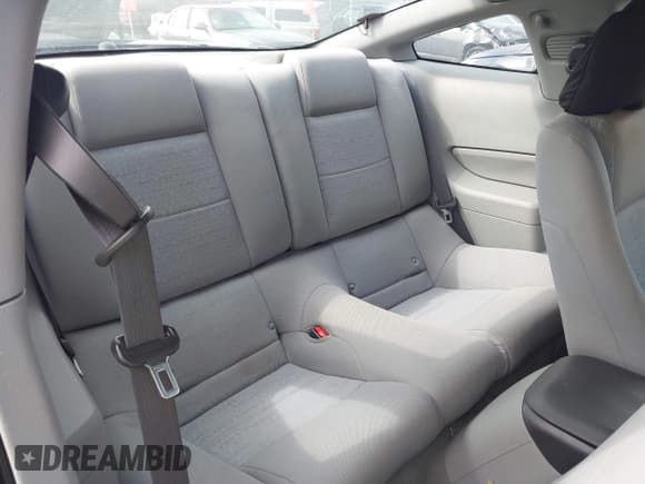 ✅ 2009 Ford Mustang • VIN: 1ZVHT80N295145154 • Lot: 42979066. Listed on IAAI with 124,851 mi. Free auction sales archive from the USA and detailed vehicle history report at DreamBid. Image 8.