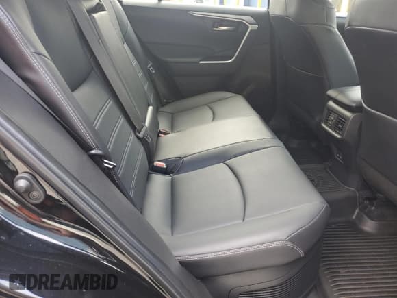 ✅ 2024 Toyota RAV4 Hybrid XLE Premium • VIN: 2T3B6RFV3RW053752 • Lot: 59369745. Wystawiony na Copart z przebiegiem 8 356 mil. Bezpłatny archiwum sprzedaży aukcyjnych z USA i szczegółowy raport historii pojazdu na DreamBid. Zdjęcie 10.