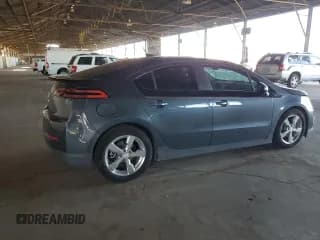 ✅ 2013 Chevrolet Volt • VIN: 1G1RC6E48DU127647 • Lot: 57713154. Wystawiony na Copart z przebiegiem 88 603 mil. Bezpłatny archiwum sprzedaży aukcyjnych z USA i szczegółowy raport historii pojazdu na DreamBid. Zdjęcie 3.