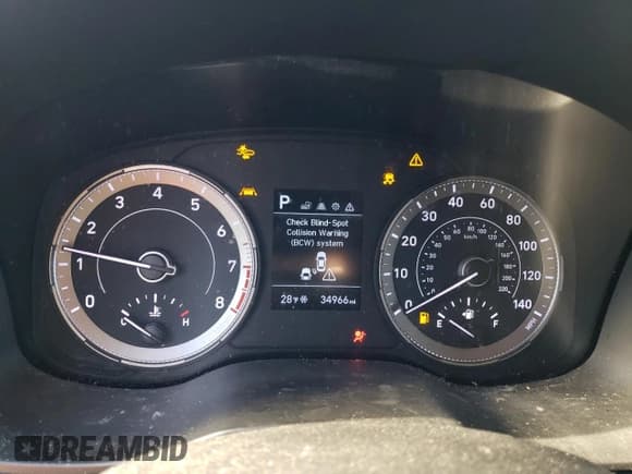 ✅ 2022 Hyundai Venue SEL • VIN: KMHRC8A34NU187955 • Lot: 86426744. Listed on Copart with 34,966 mi. Free auction sales archive from the USA and detailed vehicle history report at DreamBid. Image 9.