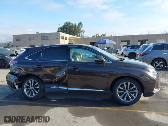 ✅ 2013 Lexus RX 450h • VIN: JTJZB1BA3D2007917 • Lot: 43501431. Listed on IAAI with 101,984 mi. Free auction sales archive from the USA and detailed vehicle history report at DreamBid. Image 13.