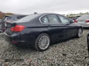 ✅ 2015 BMW 3 Series 328i xDrive • VIN: WBA3B5G5XFNS12127 • Лот: 89934235. Опубликован ранее на Copart с пробегом 63 088 миль. Бесплатный доступ к архиву аукционных продаж из США и подробный отчёт об истории автомобиля на DreamBid. Изображение 3.