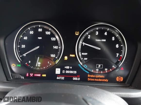 ✅ 2021 BMW X1 sDrive28i • VIN: WBXJG7C08M5S35553 • Lot: 43176705. Wystawiony na IAAI z przebiegiem 44 732 mil. Bezpłatny archiwum sprzedaży aukcyjnych z USA i szczegółowy raport historii pojazdu na DreamBid. Zdjęcie 7.