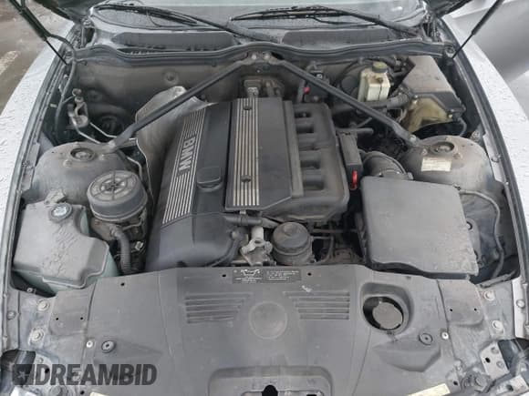 ✅ 2003 BMW Z4 2.5i • VIN: 4USBT33483LS43794 • Lot: 43770664. Wystawiony na IAAI z przebiegiem 164 952 mil. Bezpłatny archiwum sprzedaży aukcyjnych z USA i szczegółowy raport historii pojazdu na DreamBid. Zdjęcie 10.