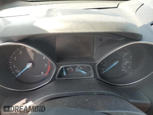 ✅ 2019 Ford Escape SE • VIN: 1FMCU9GD1KUC55973 • Lot: 59154525. Wystawiony na Copart z przebiegiem Nie podano. Bezpłatny archiwum sprzedaży aukcyjnych z USA i szczegółowy raport historii pojazdu na DreamBid. Zdjęcie 9.