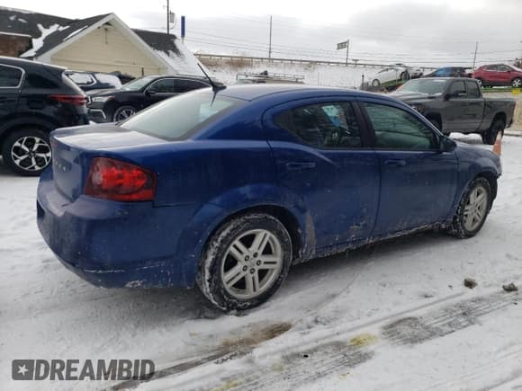 ✅ 2012 Dodge Avenger SXT • VIN: 1C3CDZCB8CN171612 • Лот: 46231355. Опубликован ранее на Copart с пробегом 108 336 миль. Бесплатный доступ к архиву аукционных продаж из США и подробный отчёт об истории автомобиля на DreamBid. Изображение 3.