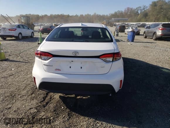 ✅ 2026 Toyota Corolla LE • VIN: 5YFB4MDE2TP371407 • Лот: 89853715. Опубликован ранее на Copart с пробегом 21 миль. Бесплатный доступ к архиву аукционных продаж из США и подробный отчёт об истории автомобиля на DreamBid. Изображение 6.