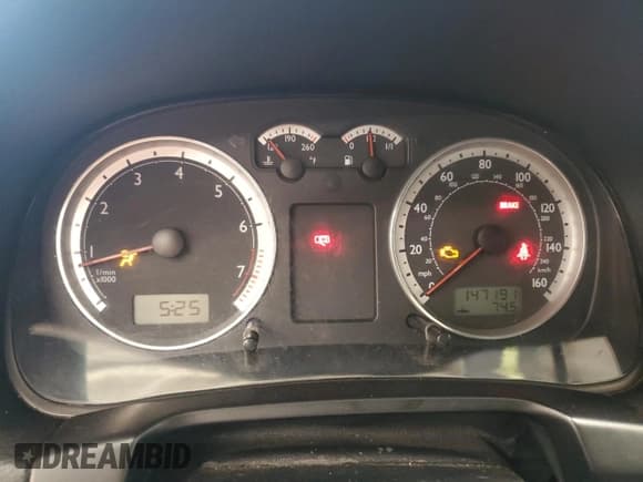 ✅ 2004 Volkswagen Jetta GLS • VIN: 3VWSK69M14M003176 • Лот: 61965095. Опубликован ранее на Copart с пробегом 205 827 миль. Бесплатный доступ к архиву аукционных продаж из США и подробный отчёт об истории автомобиля на DreamBid. Изображение 9.