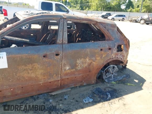 ✅ 2023 Kia Niro EX • VIN: KNDCR3LEXP5106187 • Lot: 42512201. Wystawiony na IAAI z przebiegiem Nie podano. Bezpłatny archiwum sprzedaży aukcyjnych z USA i szczegółowy raport historii pojazdu na DreamBid. Zdjęcie 6.