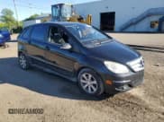 ✅ 2011 Mercedes-Benz B 200 • VIN: WDDFH3DB9BJ740679 • Lot: 69056485. Wystawiony na Copart z przebiegiem Nie podano. Bezpłatny archiwum sprzedaży aukcyjnych z USA i szczegółowy raport historii pojazdu na DreamBid. Zdjęcie 4.