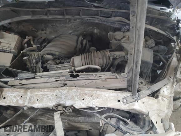 ✅ 2019 Chevrolet Silverado 1500 Work Truck • VIN: 3GCNWAEH0KG262897 • Lot: 65757564. Wystawiony na Copart z przebiegiem Nie podano. Bezpłatny archiwum sprzedaży aukcyjnych z USA i szczegółowy raport historii pojazdu na DreamBid. Zdjęcie 12.