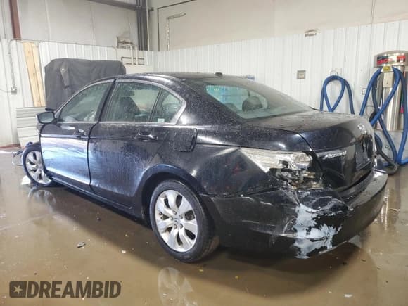 ✅ 2008 Honda Accord EX-L • VIN: 1HGCP26878A018780 • Lot: 92927635. Wystawiony na Copart z przebiegiem 96 095 mil. Bezpłatny archiwum sprzedaży aukcyjnych z USA i szczegółowy raport historii pojazdu na DreamBid. Zdjęcie 2.