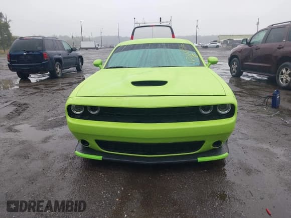 ✅ 2023 Dodge Challenger R/T • VIN: 2C3CDZBT6PH527659 • Lot: 43249516. Wystawiony na IAAI z przebiegiem 21 416 mil. Bezpłatny archiwum sprzedaży aukcyjnych z USA i szczegółowy raport historii pojazdu na DreamBid. Zdjęcie 12.